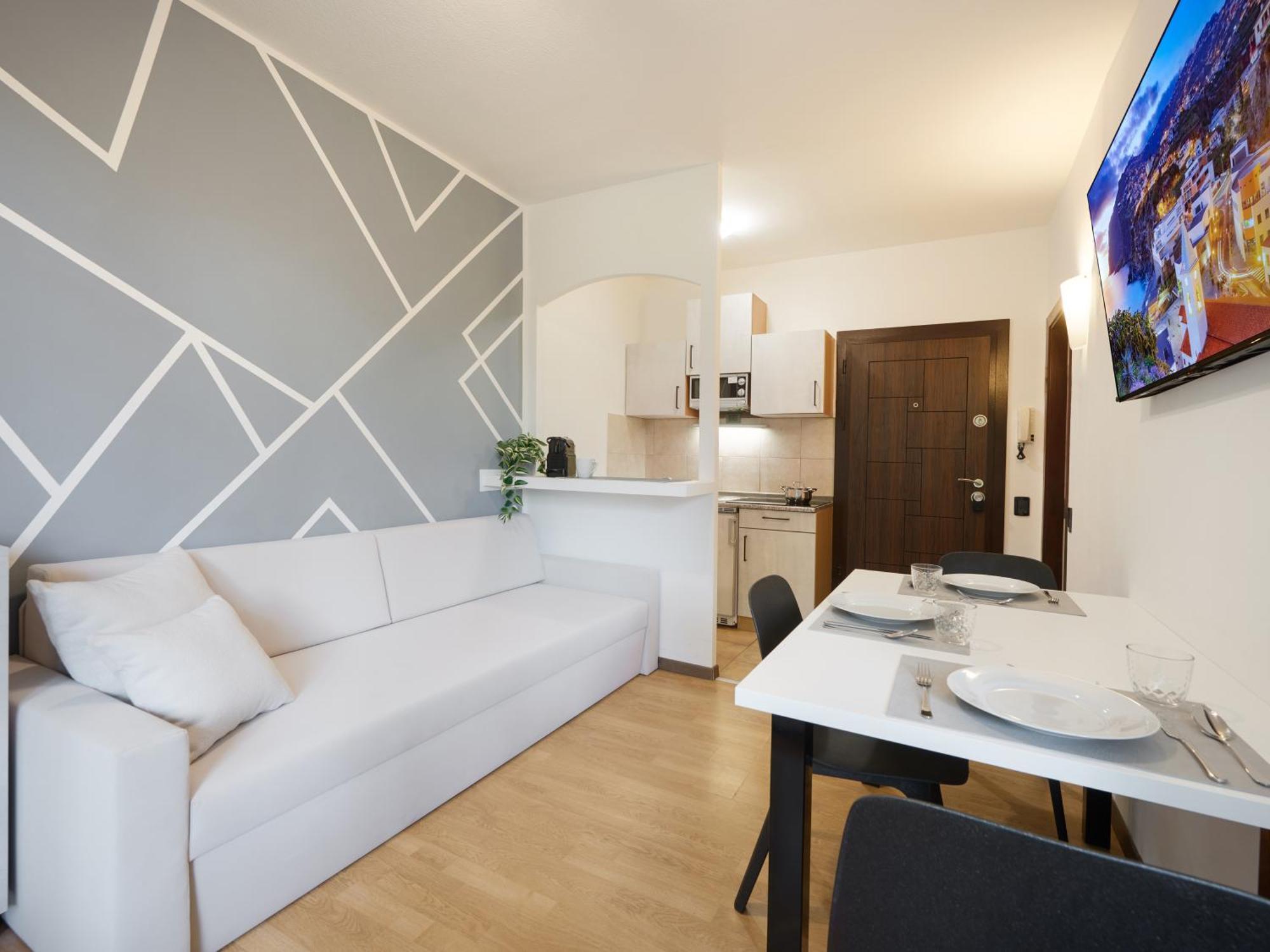 Central Palm Studio With Free Parking Meran Zewnętrze zdjęcie